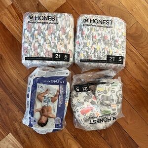 The Honest Company Diapers Size 5